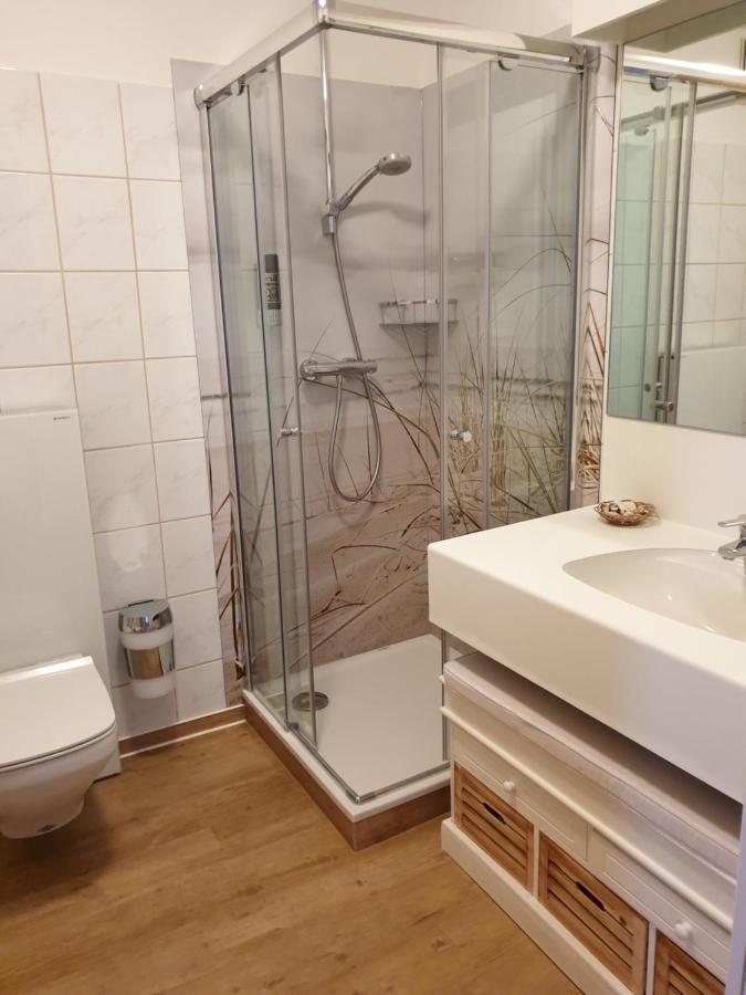 Ferienwohnung 13 Haus Huehnergott Зеллин Экстерьер фото